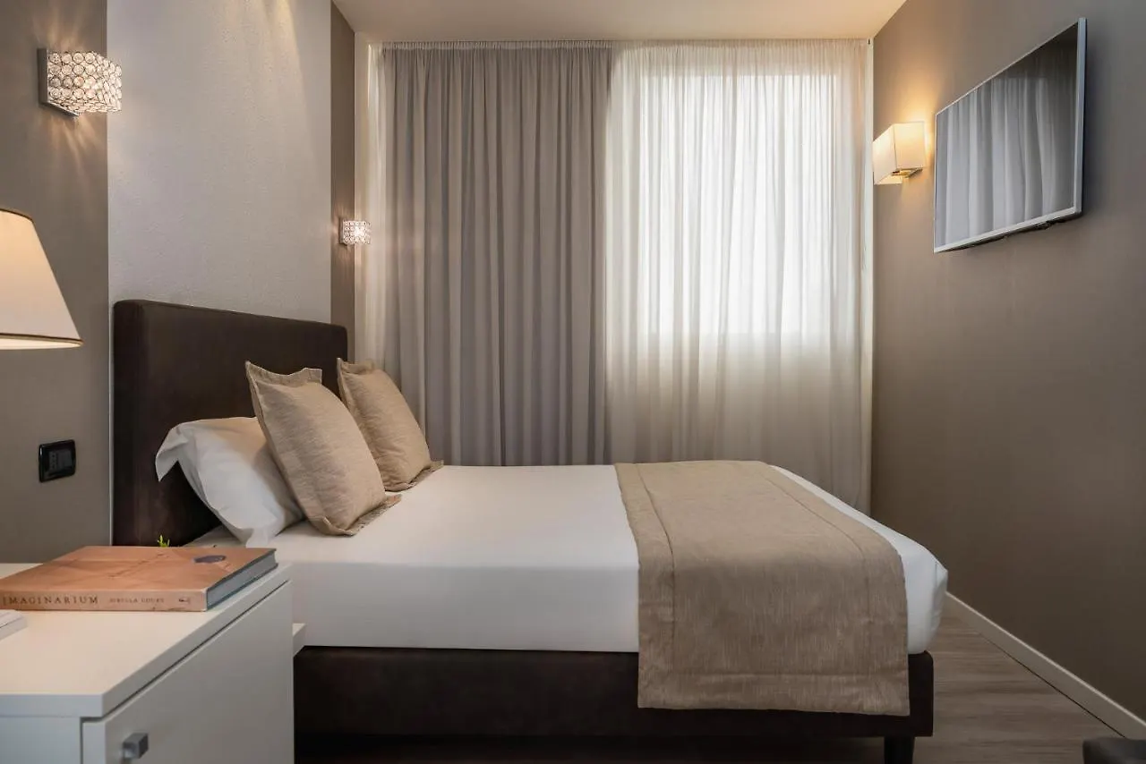 ****  Litoraneo Suite Hotel Rimini Italy
